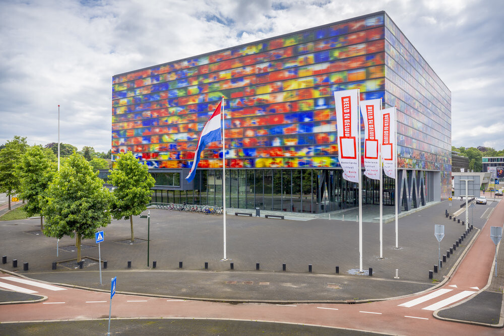 375785 Beeld en Geluid gebouw1 177544 large 1610453457